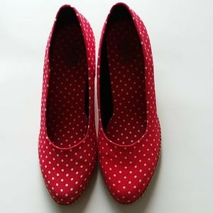 BEACON JULY 4TH RED POKLA DOT ESPADRILLES 7.5 FAB